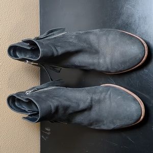 Sam Edelman Leather Ankle Zipper Boots black 8.5